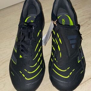 New Adidas Predator Pro Soccer ⚽️ Cleats, Men Size 11 Women Size 12, black green